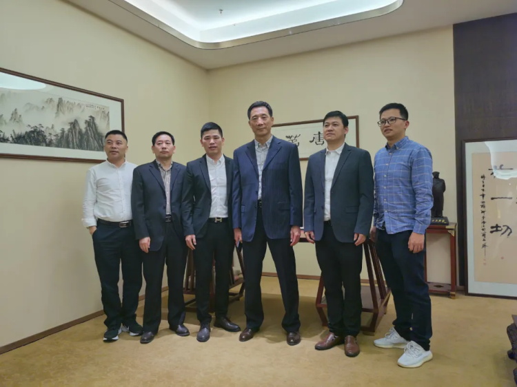 烈歡迎省市貿(mào)促會(huì)黨委領(lǐng)導(dǎo)一行蒞臨茗唐考察指導(dǎo)工作